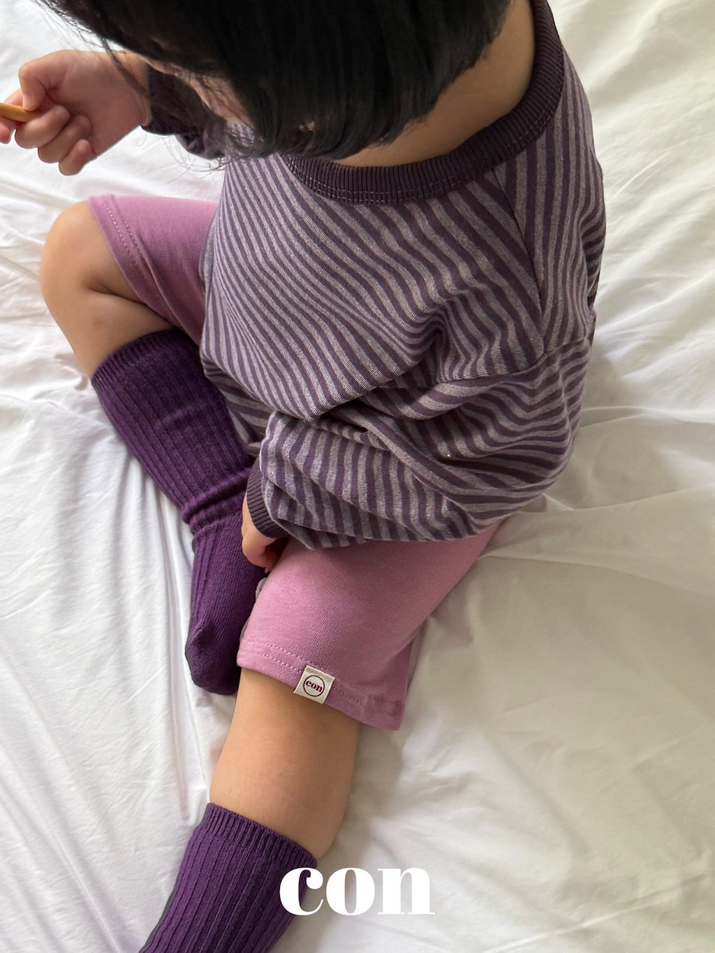 [PRÉCOMMANDE] Haut à manches longues en tricot rayé