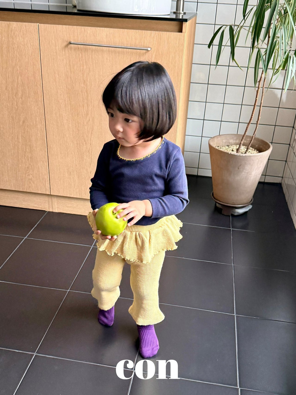 [PRÉCOMMANDE] Legging évasé à volants