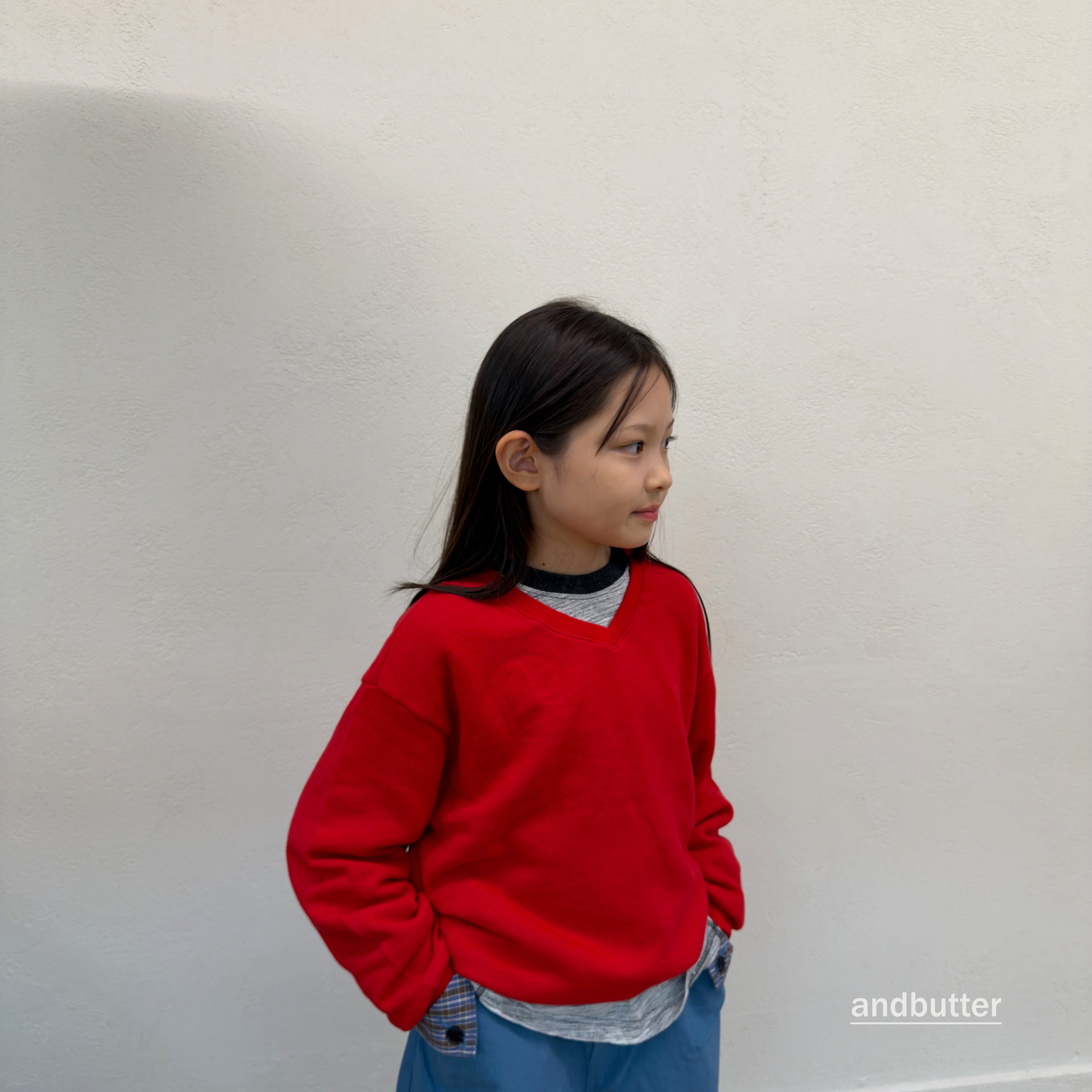 [PRÉCOMMANDE] Sweat-shirt col en V