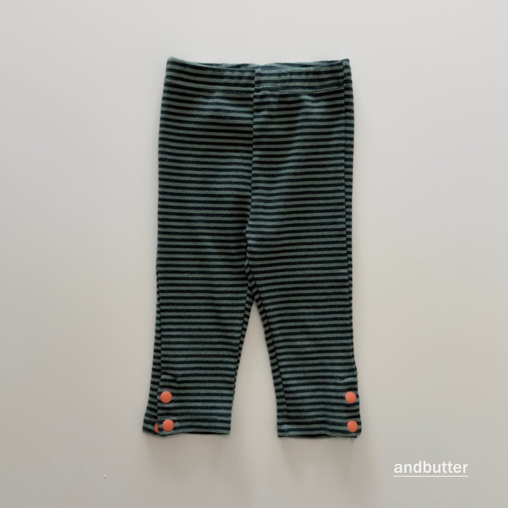 [PRÉCOMMANDE] Legging Capri à boutons
