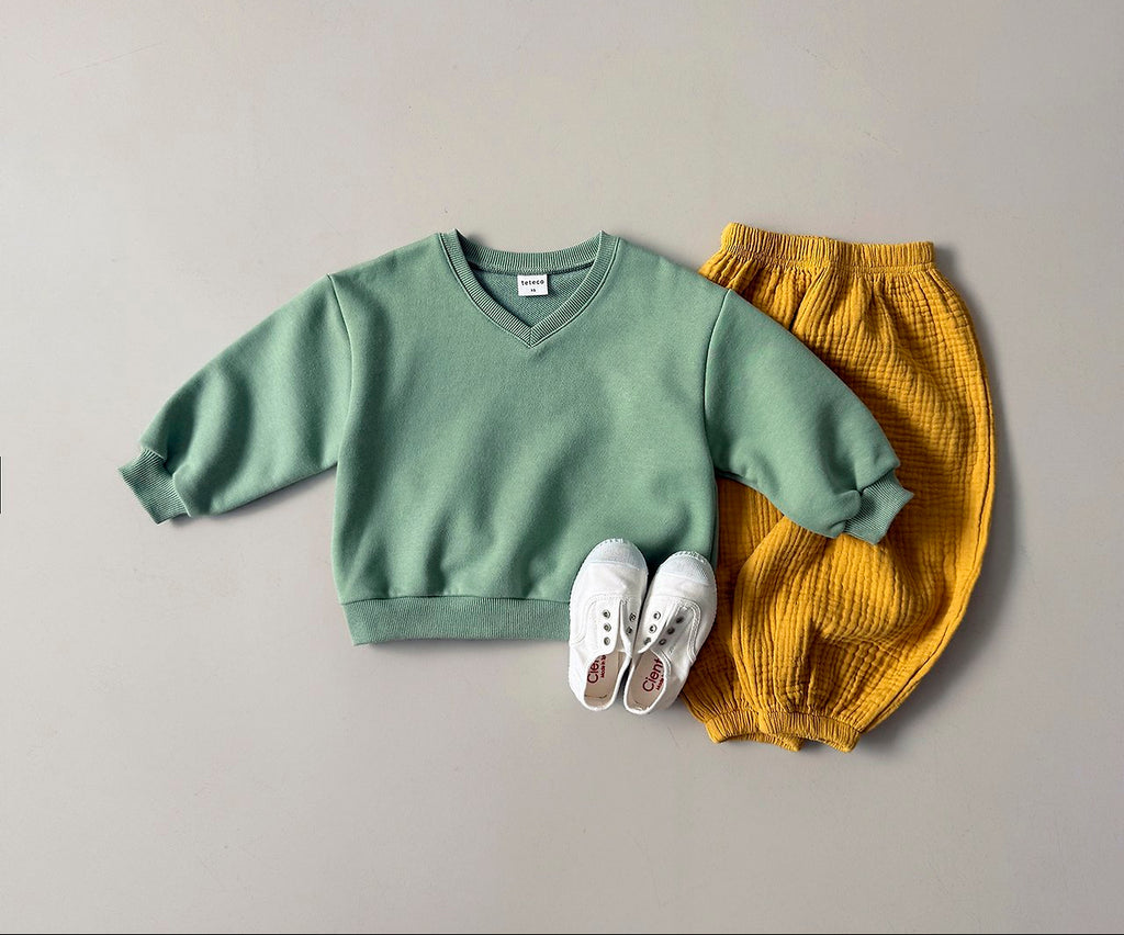 [PRÉCOMMANDE] Sweat-shirt col en V