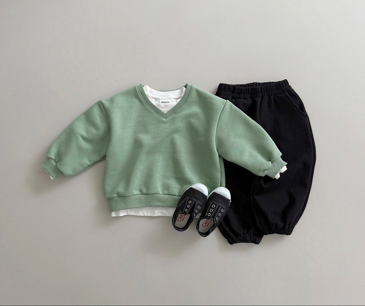 [PRÉCOMMANDE] Sweat-shirt col en V