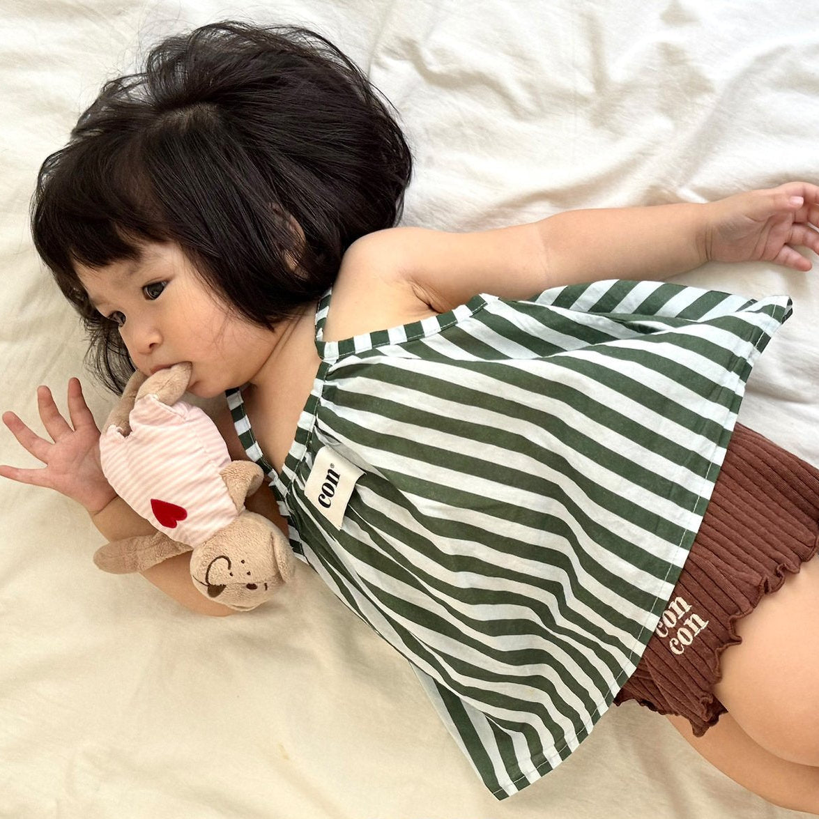 Stripe Sleeveless Blouse
